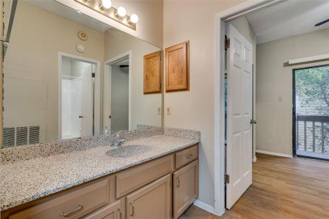 2210 Pearl Street Austin TX 78705