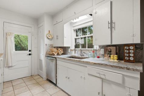 5206 Duval Street Austin TX 78751