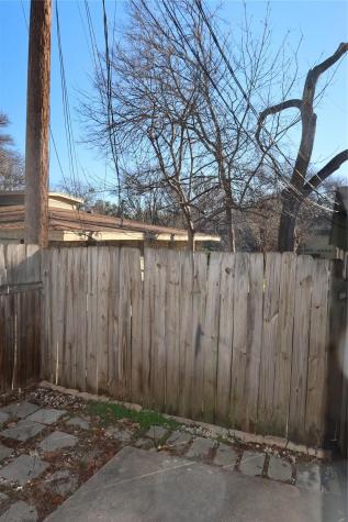 2005 Glen Allen Street Austin TX 78704