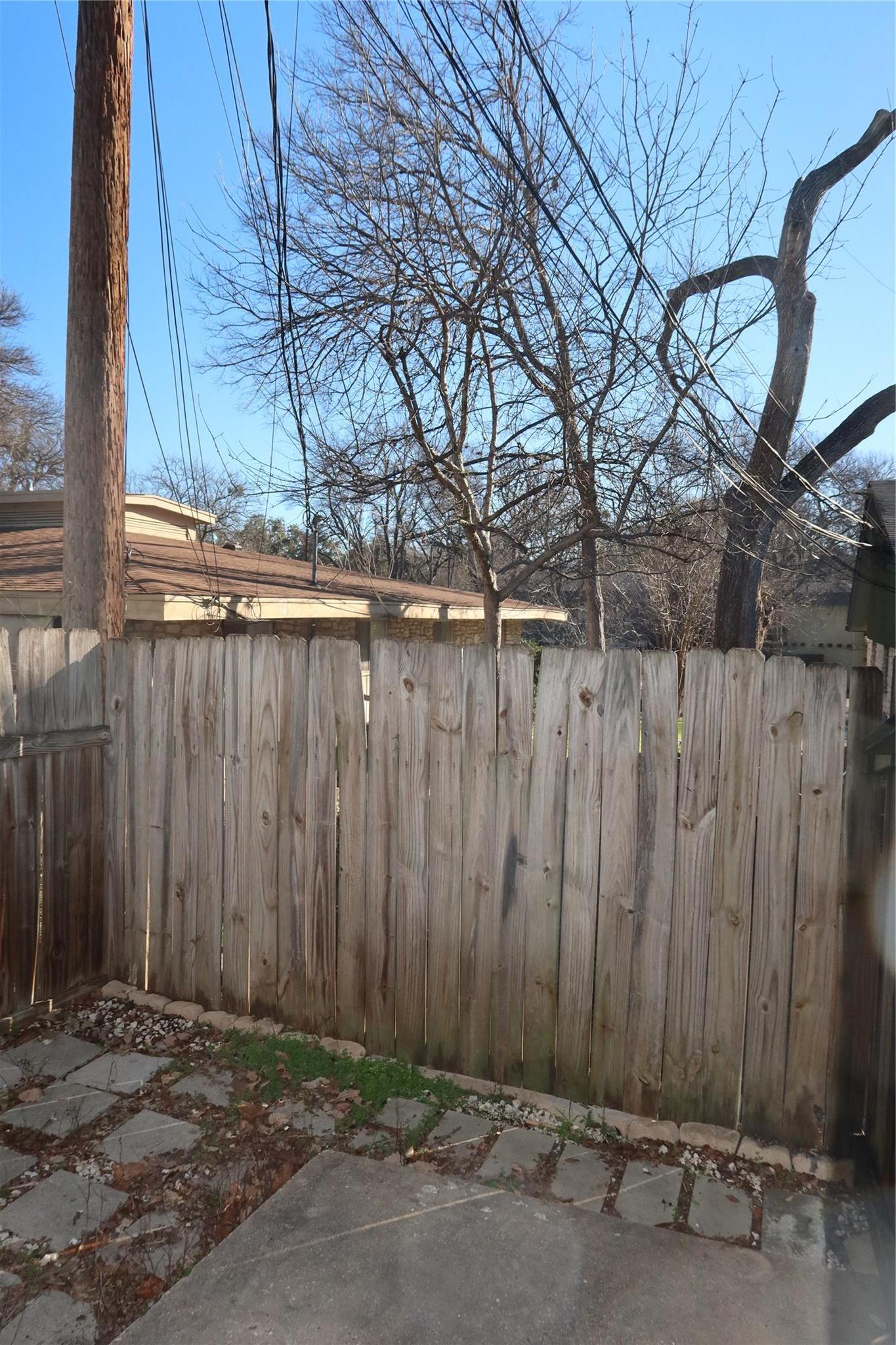 2005 Glen Allen Street Austin TX 78704