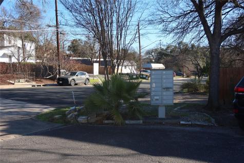 2005 Glen Allen Street Austin TX 78704