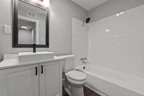 1220 W Anderson Lane Austin TX 78757