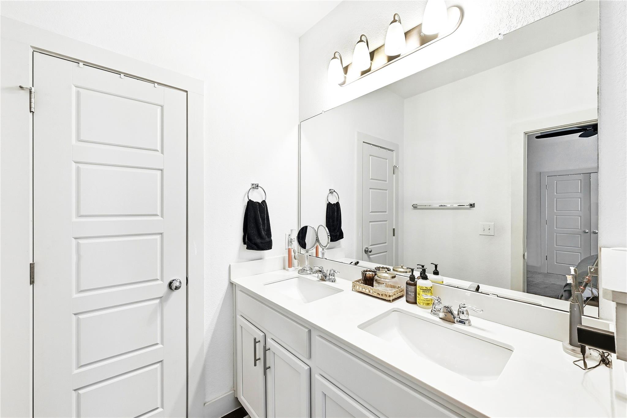 2306 Capulet Street Austin TX 78741