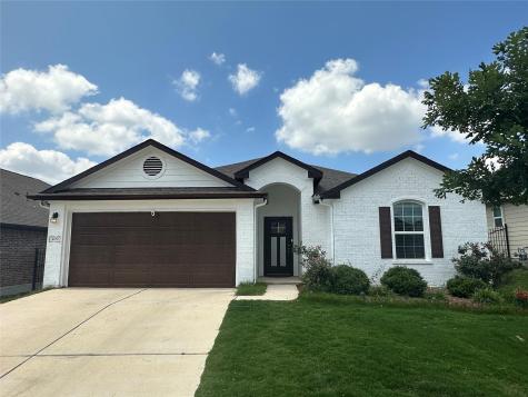409 Lewisville Lane Leander TX 78641
