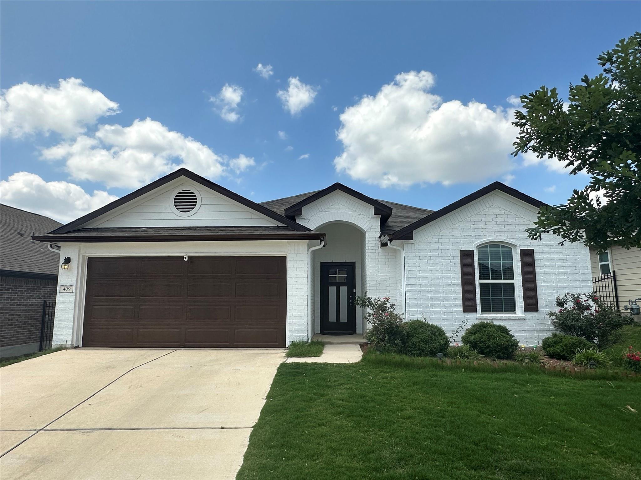 409 Lewisville Lane Leander TX 78641