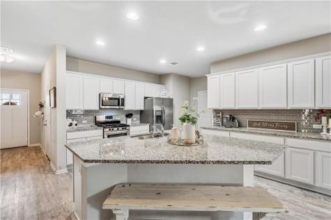 409 Lewisville Lane Leander TX 78641