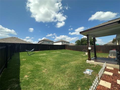 409 Lewisville Lane Leander TX 78641