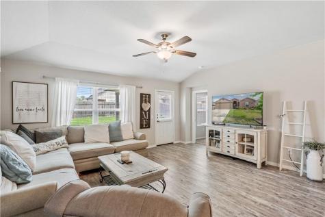 409 Lewisville Lane Leander TX 78641