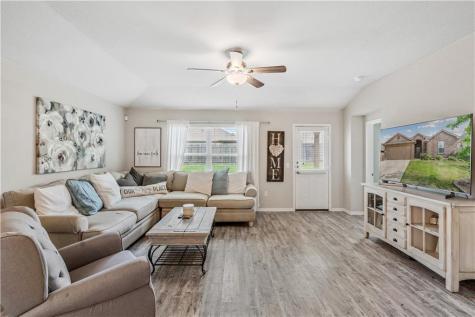 409 Lewisville Lane Leander TX 78641