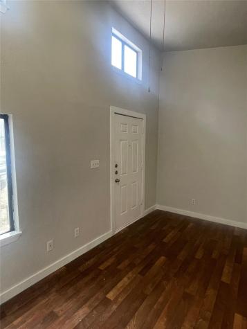 1108 W Mccarty Lane San Marcos TX 78666