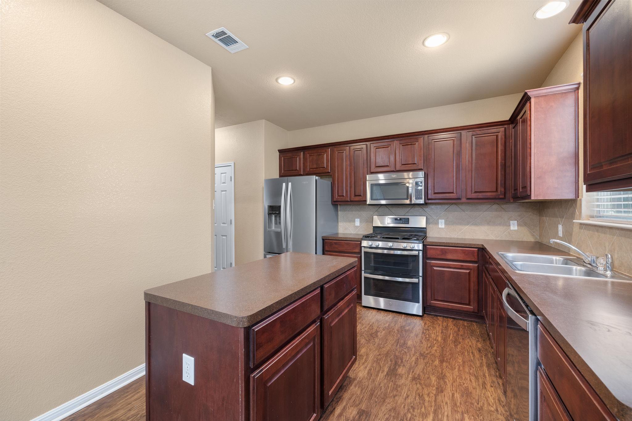 2405 Kapalua Place Pflugerville TX 78660