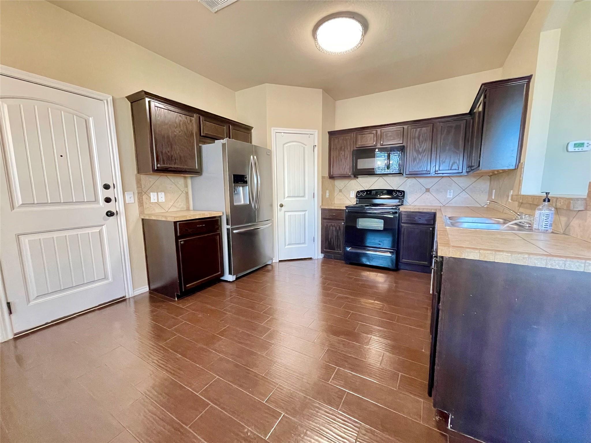 142 Sierra Rose Loop Georgetown TX 78626