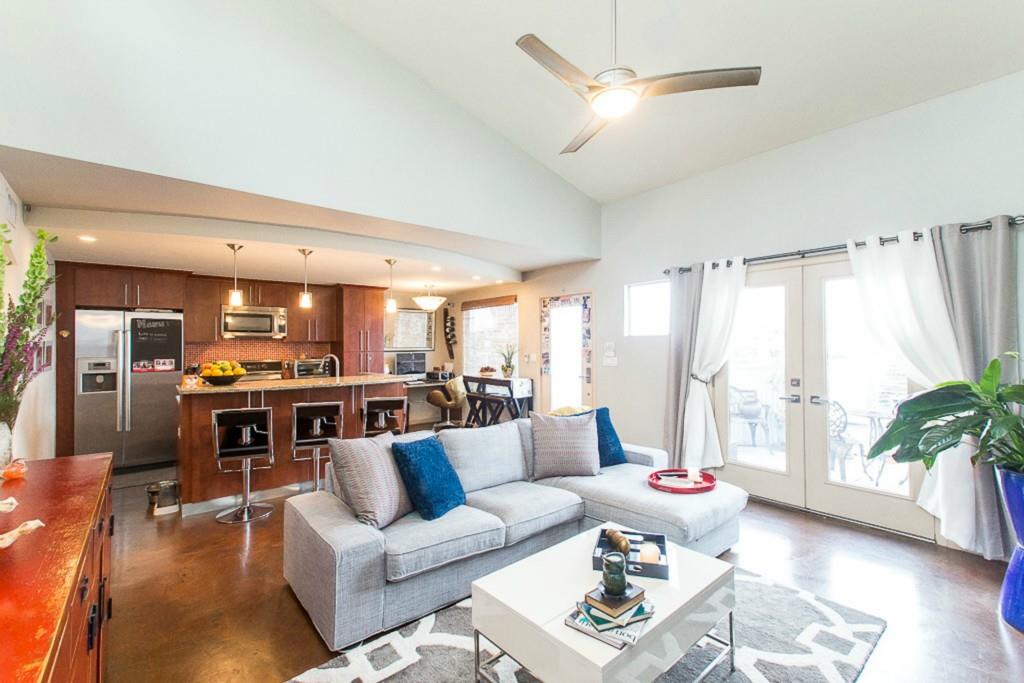 41 Waller Street Austin TX 78702