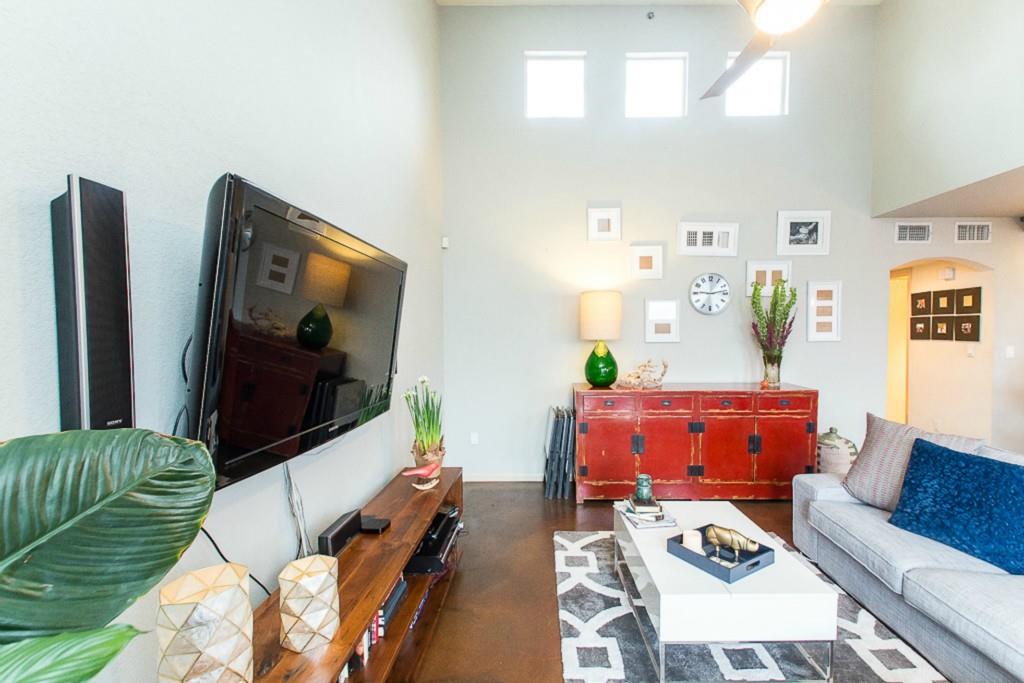 41 Waller Street Austin TX 78702