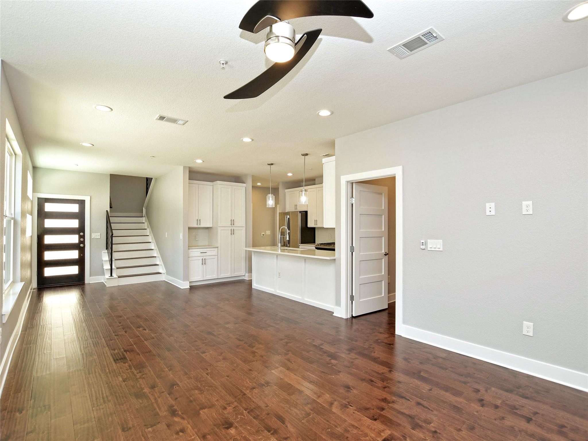 1130 Lott Avenue Austin TX 78721