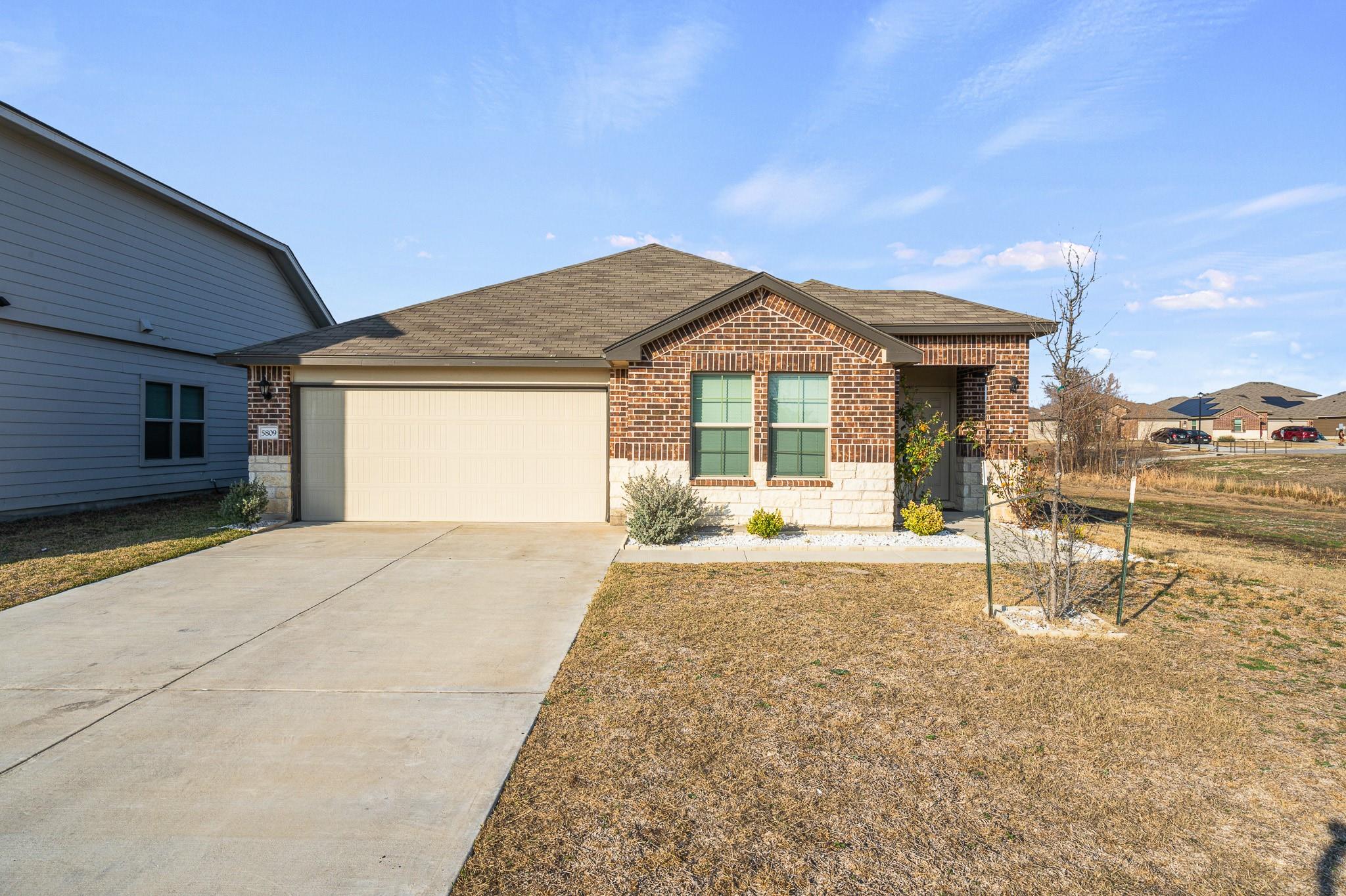5809 Harriet Tubman Avenue Killeen TX 76543