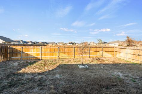 5809 Harriet Tubman Avenue Killeen TX 76543