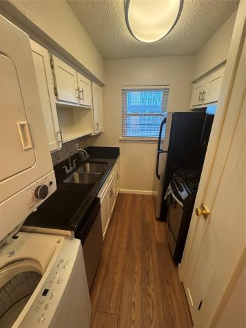 2401 Manor Road Austin TX 78722