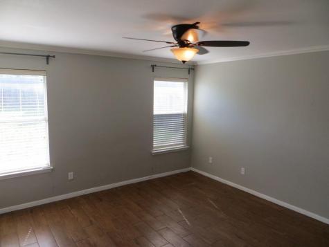 918 W South Street Leander TX 78641