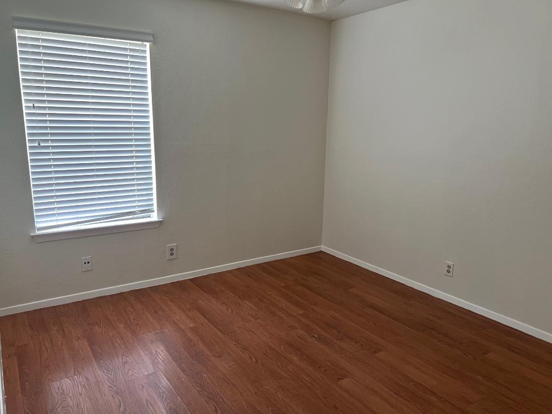 1009 Whispering Drive Round Rock TX 78664