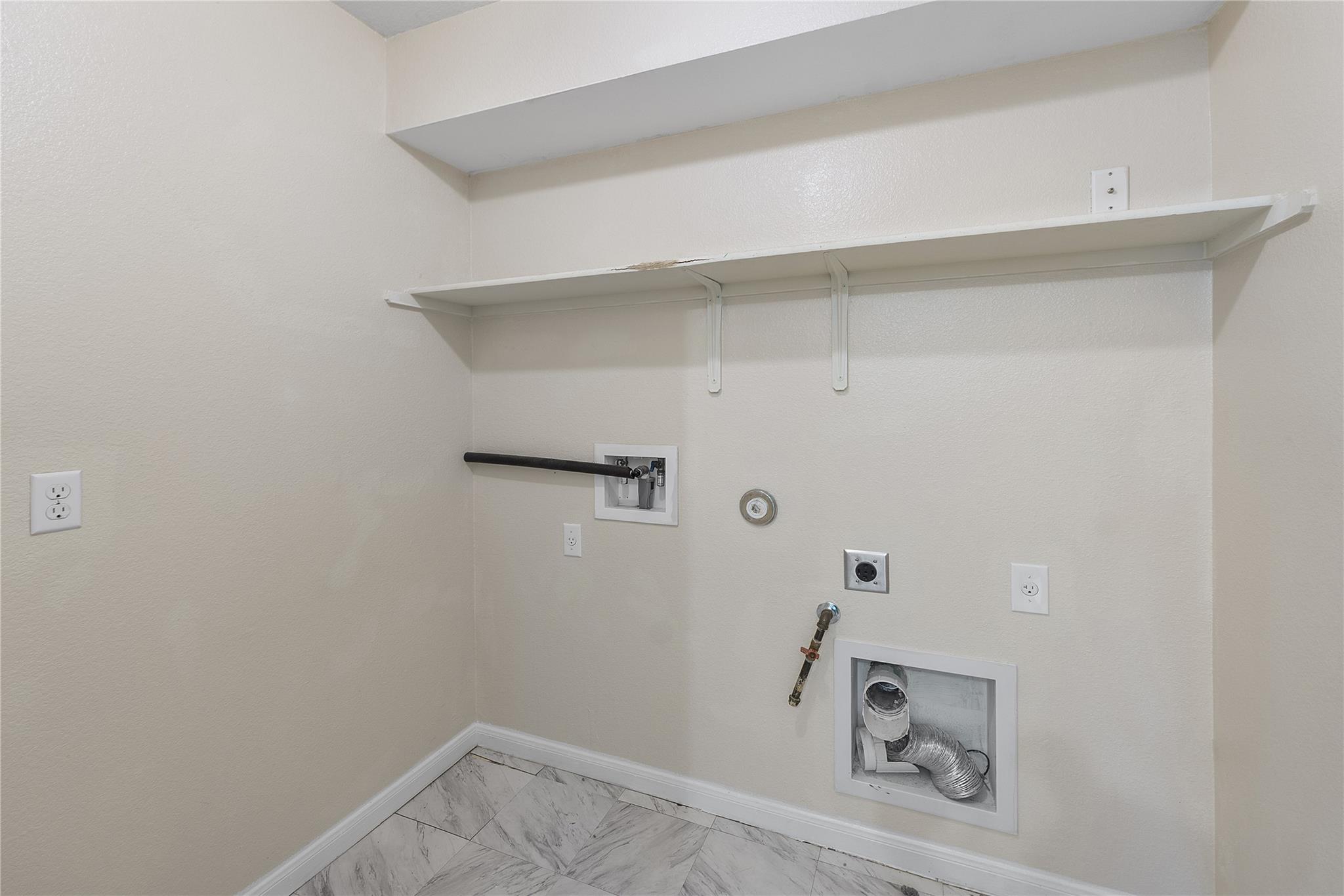 18436 Weatherby Lane Elgin TX 78621