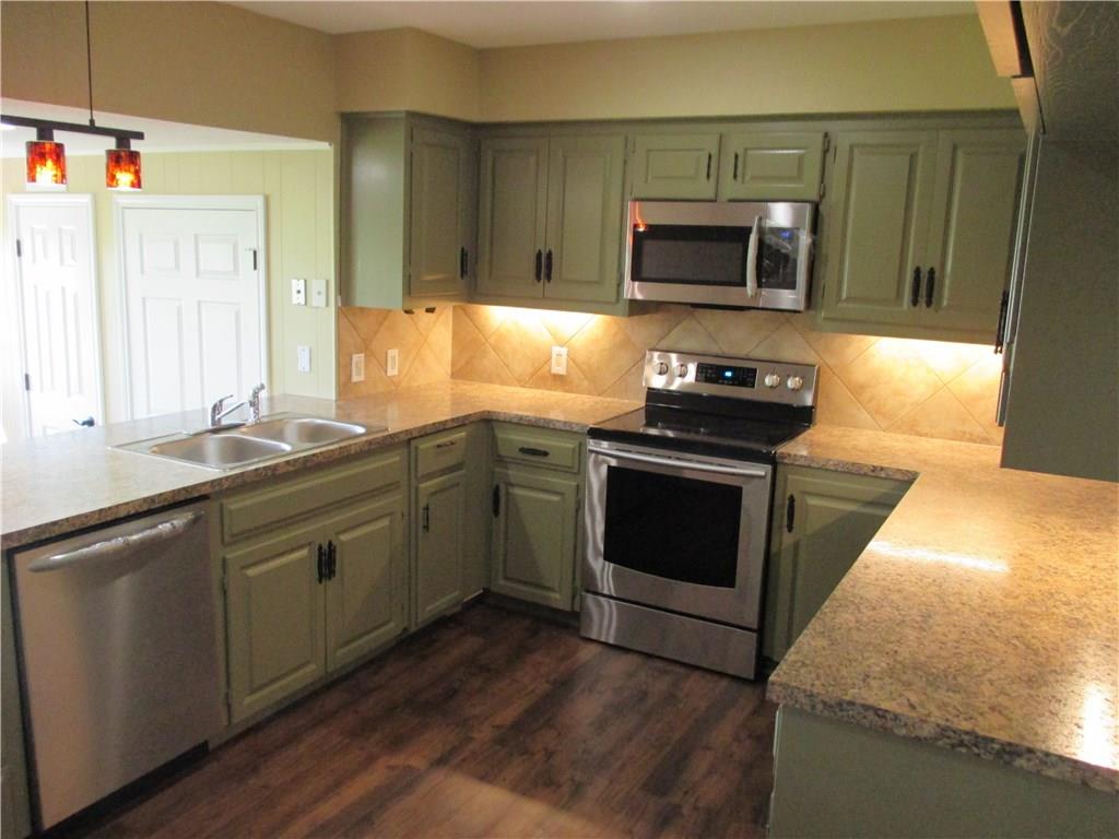 215 Monkey Road Elgin TX 78621