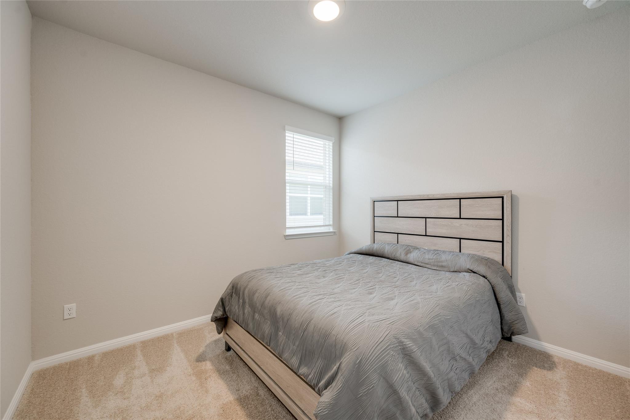 102 Rainmaker Cove Bastrop TX 78602