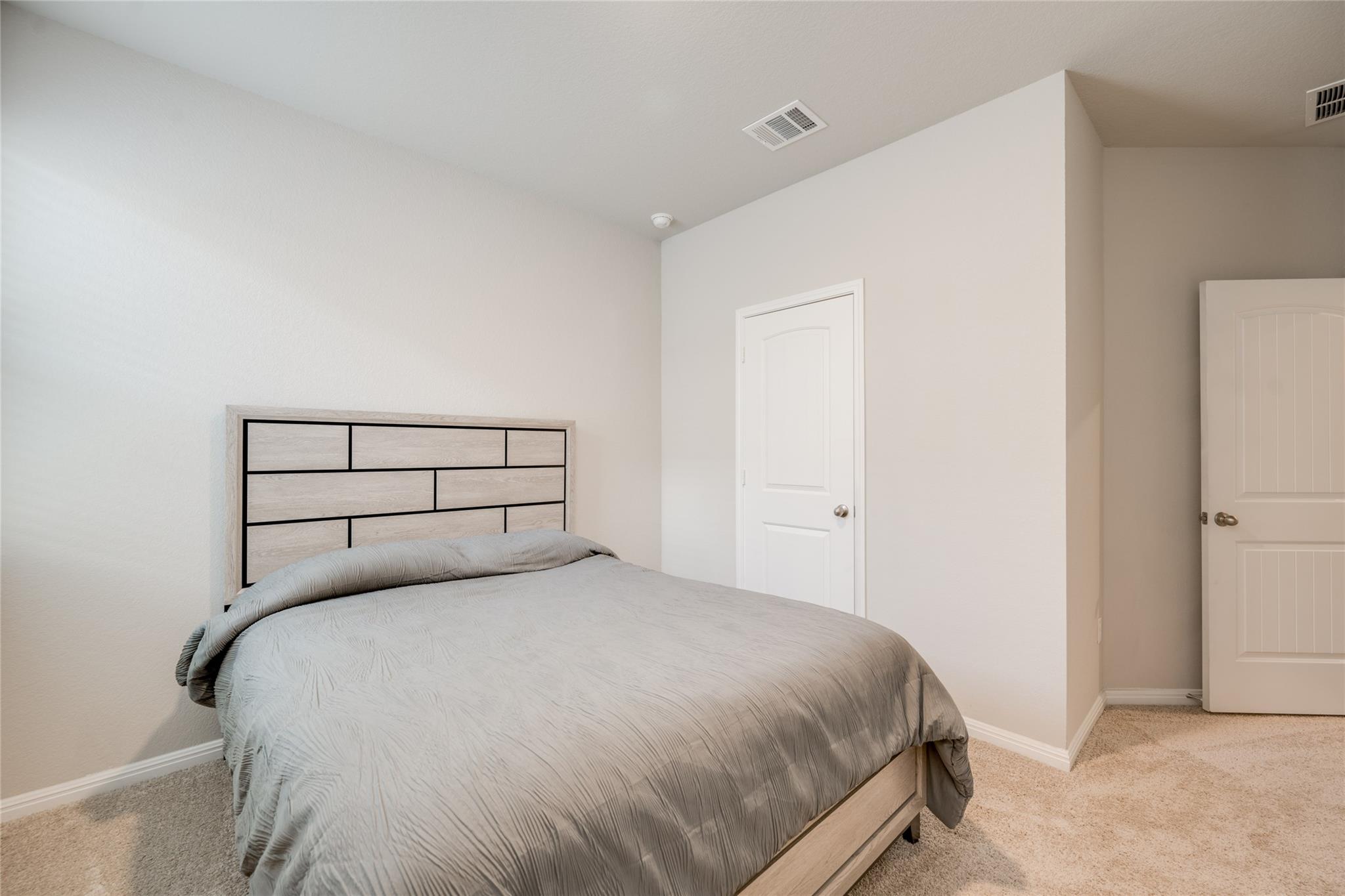 102 Rainmaker Cove Bastrop TX 78602
