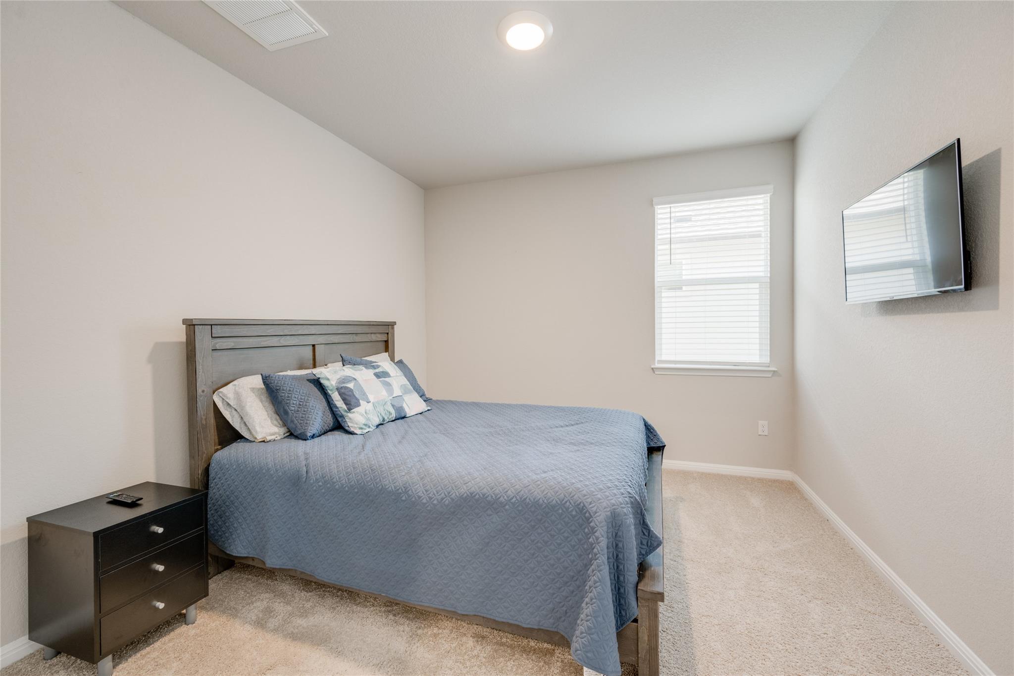 102 Rainmaker Cove Bastrop TX 78602