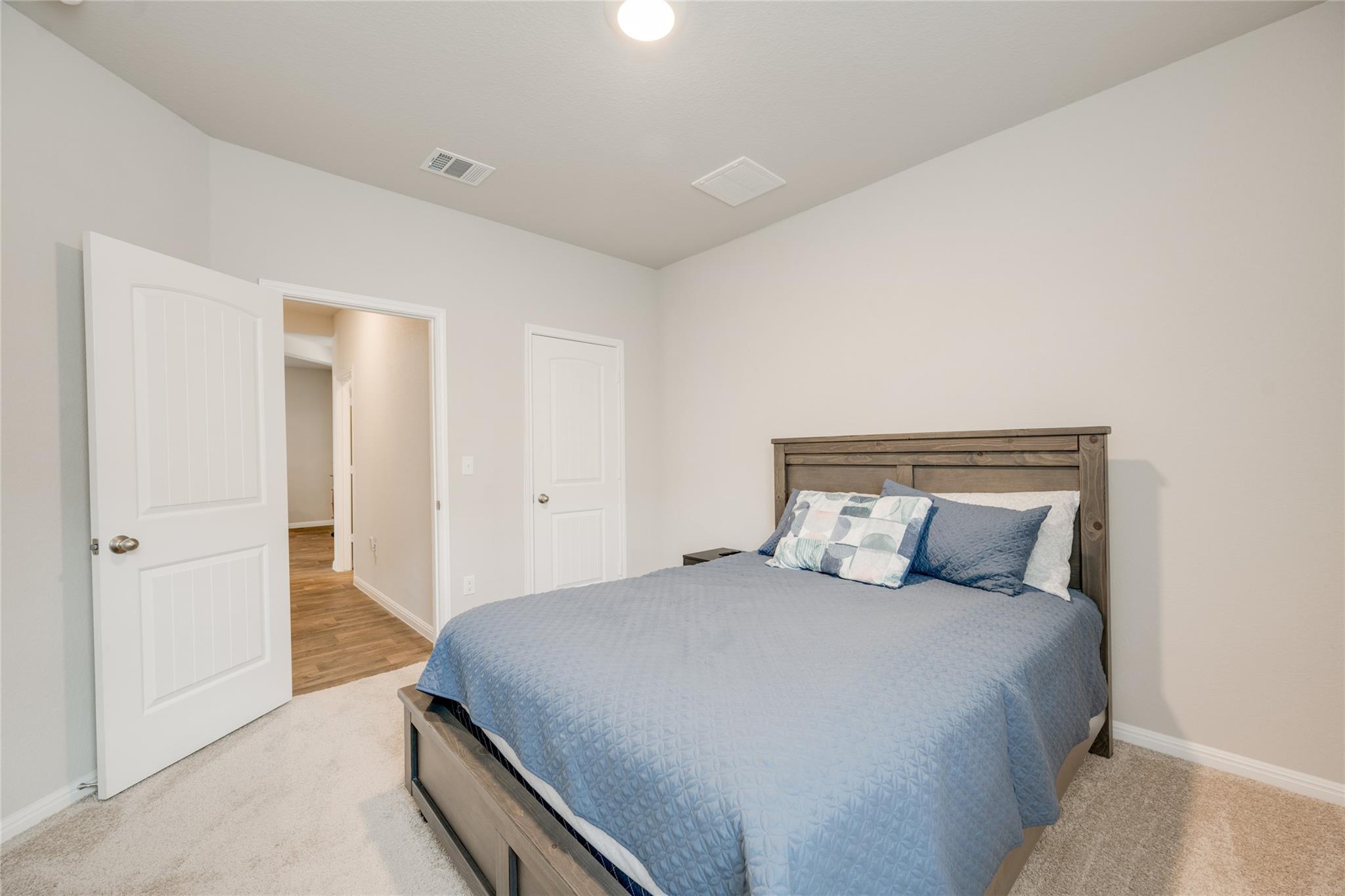 102 Rainmaker Cove Bastrop TX 78602