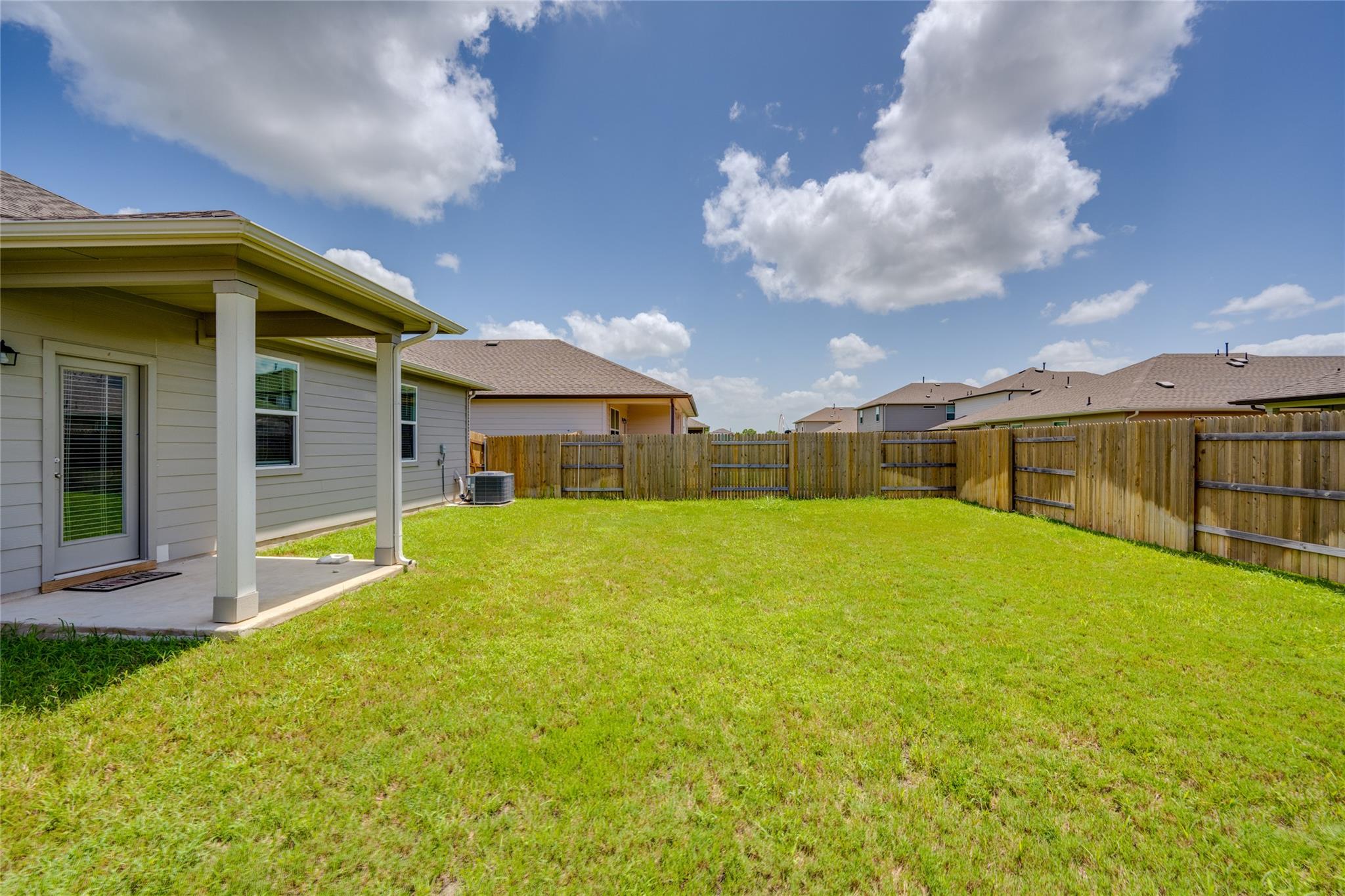 102 Rainmaker Cove Bastrop TX 78602