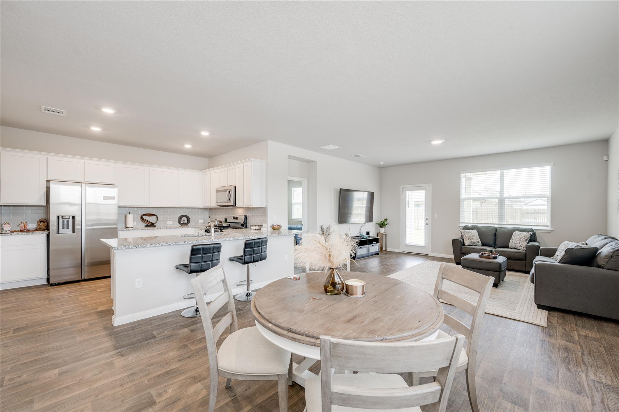102 Rainmaker Cove Bastrop TX 78602