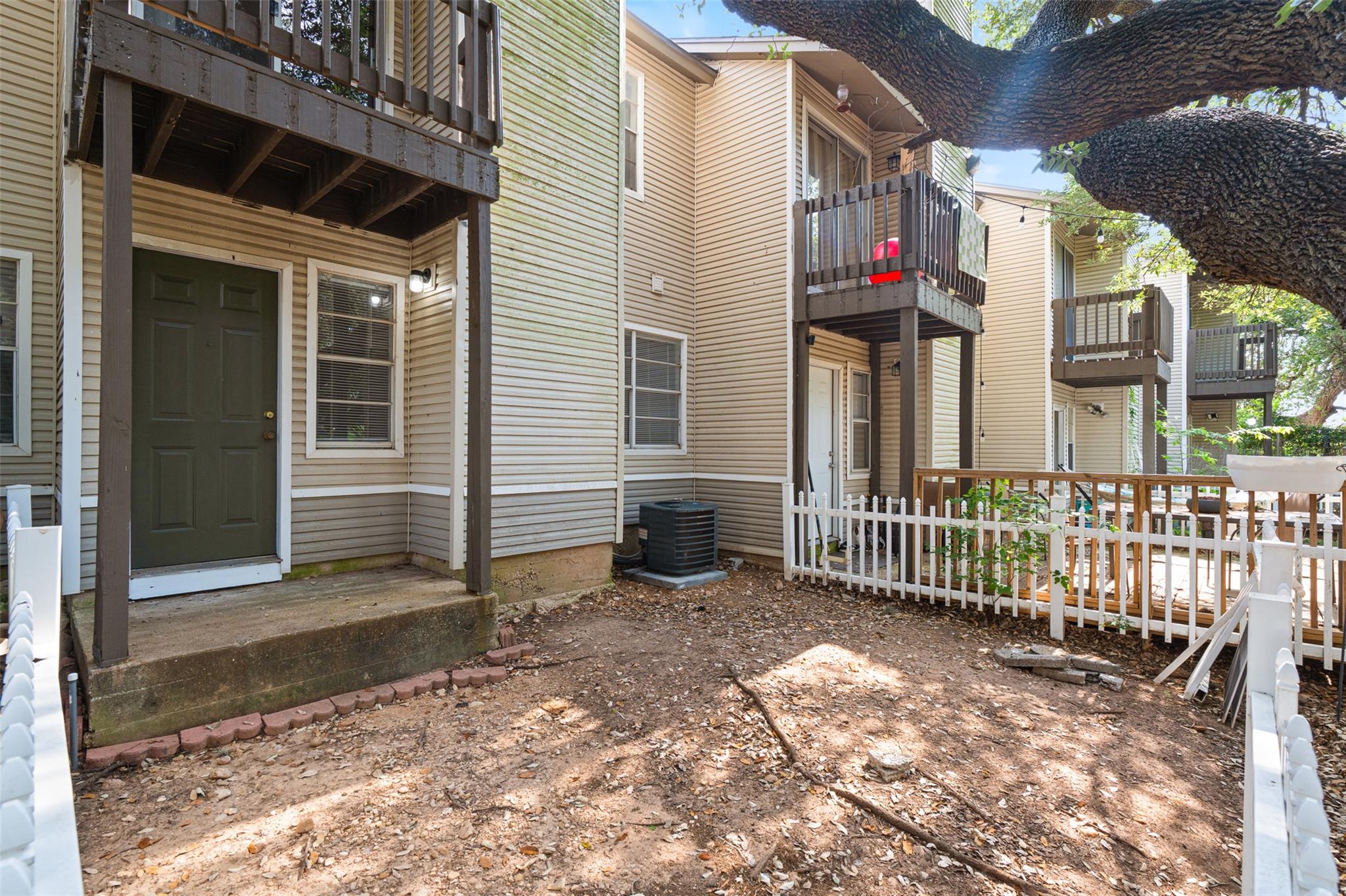 1807 River Crossing Circle Austin TX 78741