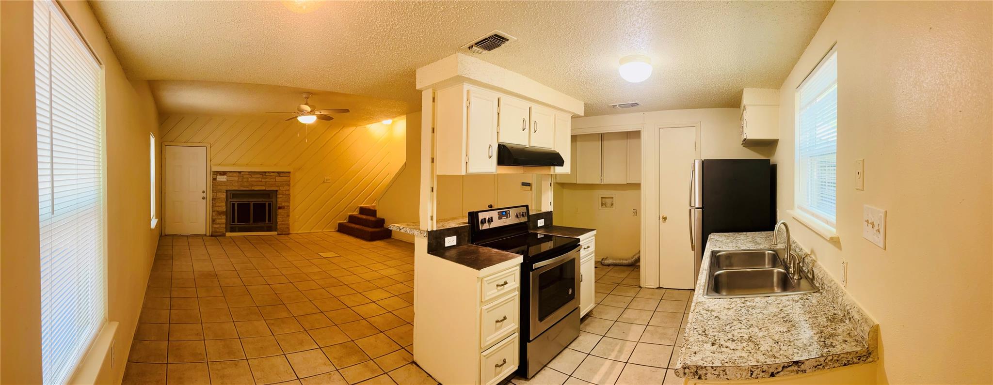 1206 Tartan Lane Austin TX 78753