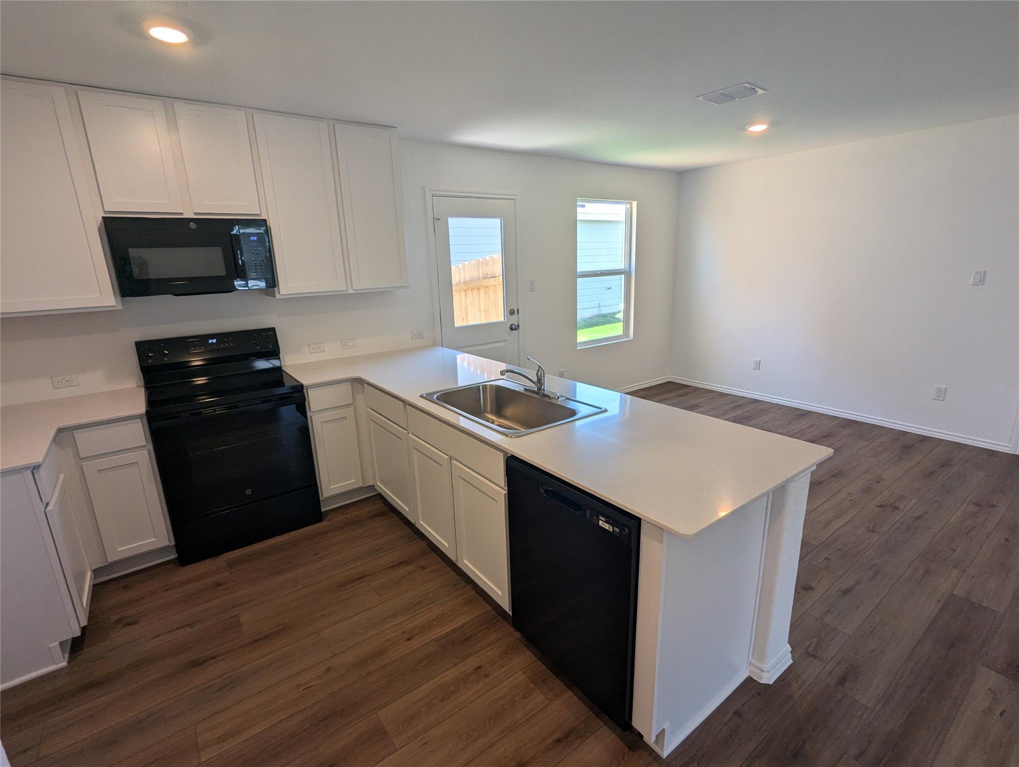 583 Commander Abbott Drive Jarrell TX 76537