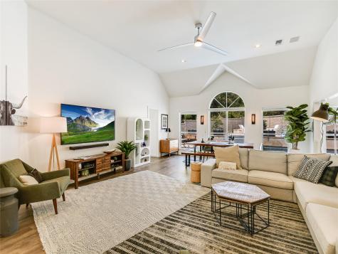 75 Stillmeadow Drive The Hills TX 78738