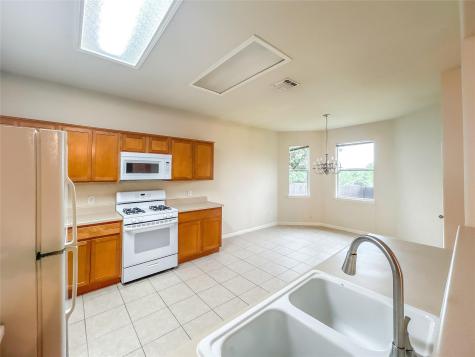 1009 Middle Brook Drive Leander TX 78641