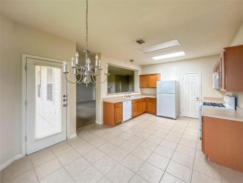 1009 Middle Brook Drive Leander TX 78641
