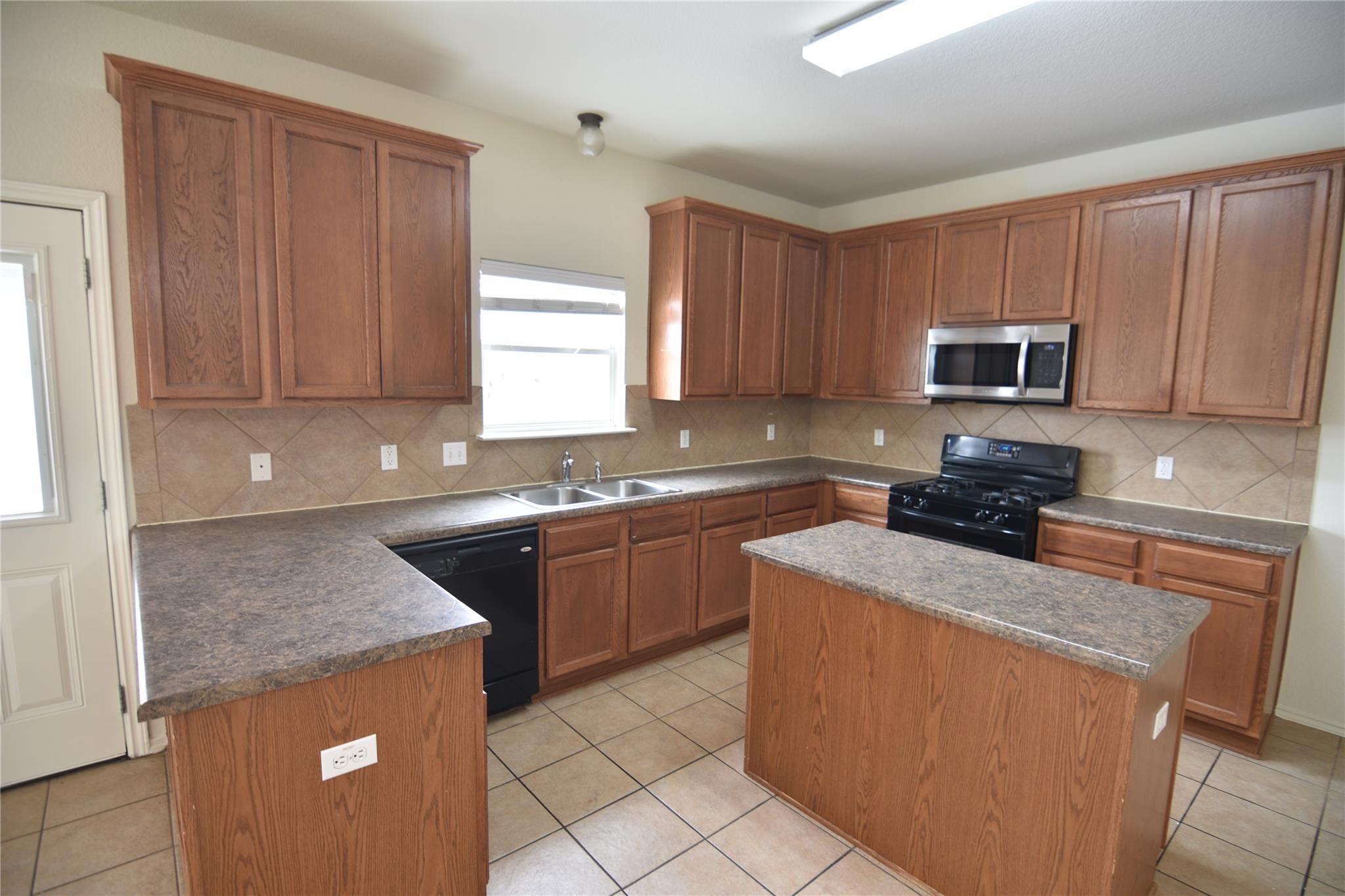2413 Rachel Court Round Rock TX 78664