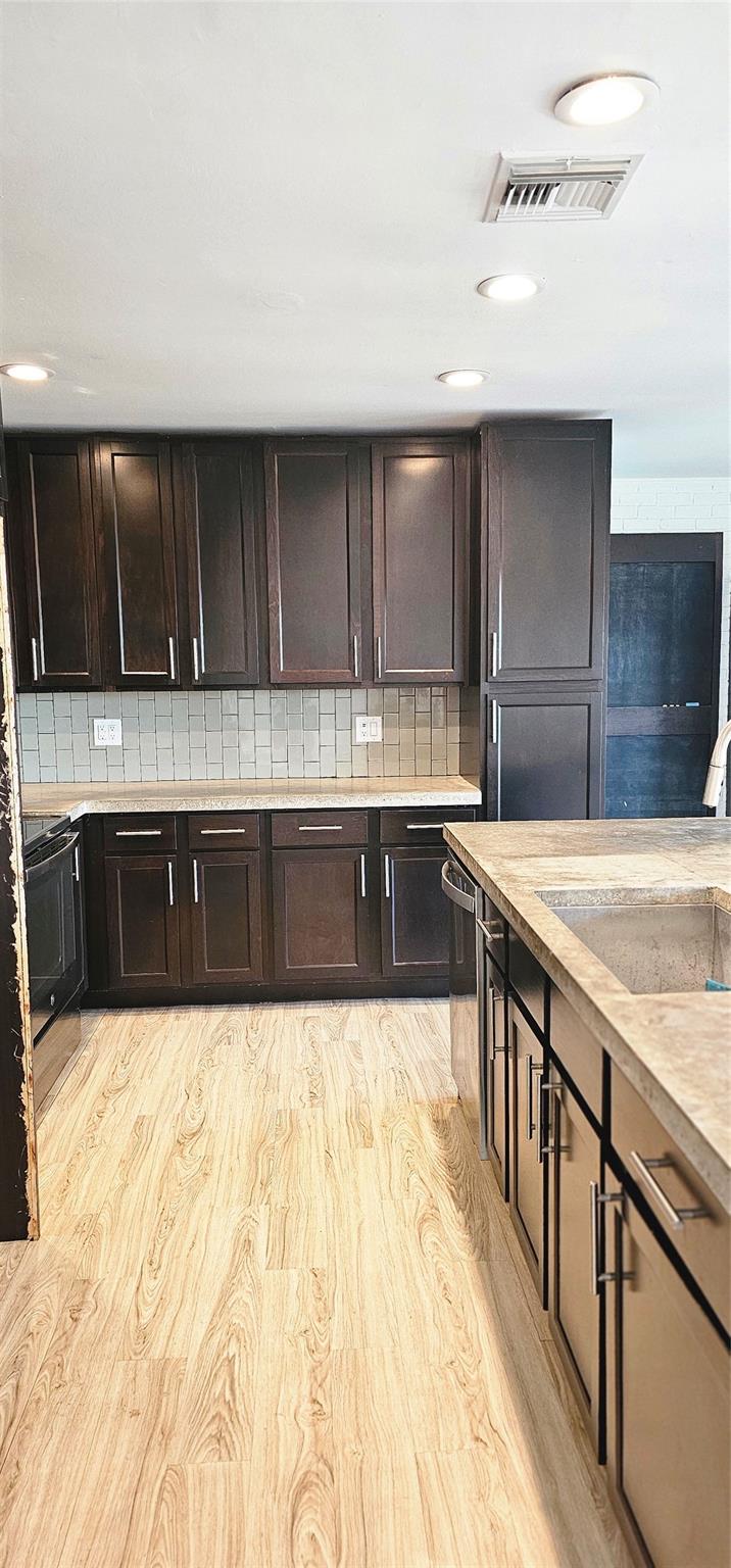 907 Hillyer Street San Marcos TX 78666