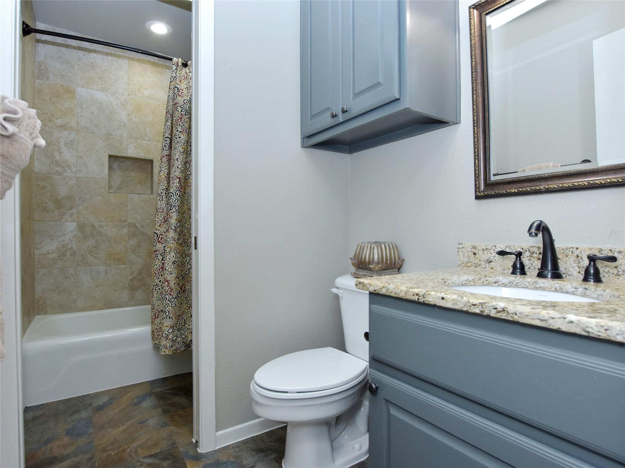 222 Lido Street Lakeway TX 78734