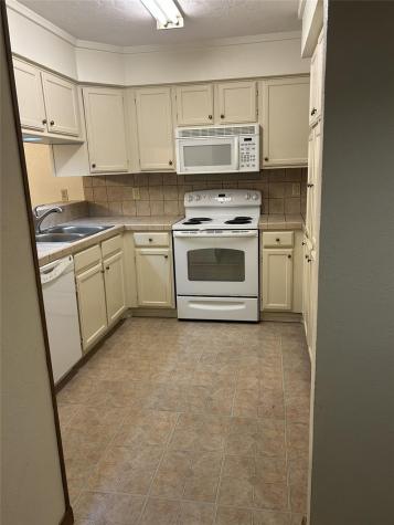 35 Cypress Point Wimberley TX 78676