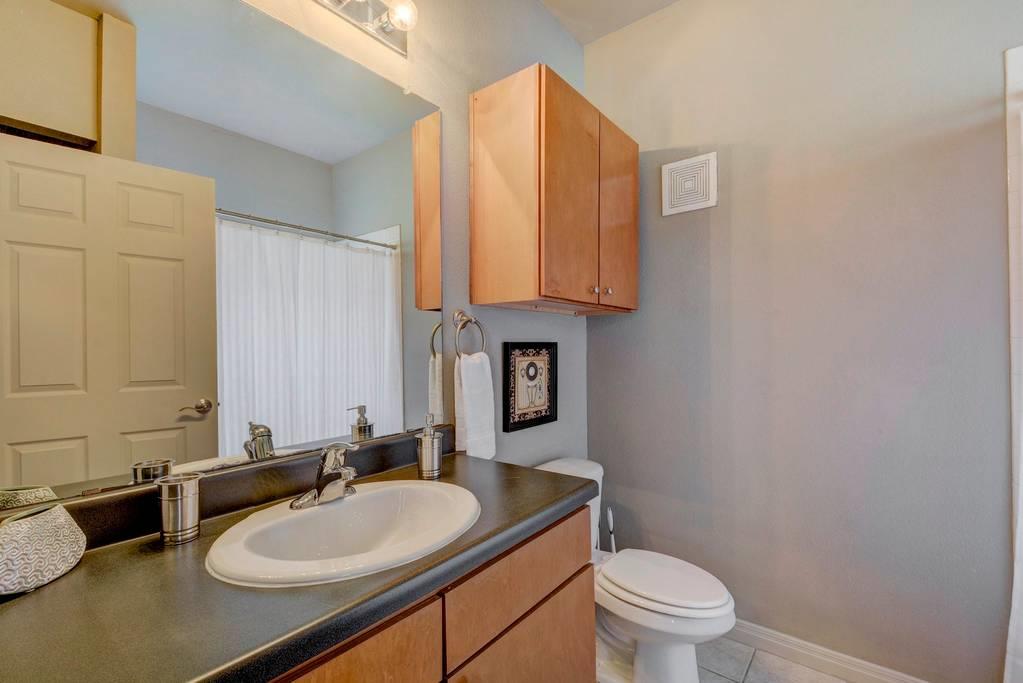 2515 Pearl Austin TX 78705