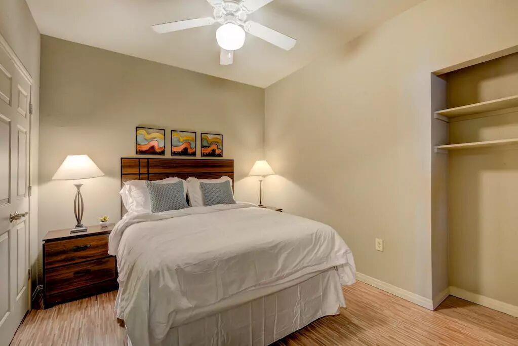 2515 Pearl Austin TX 78705
