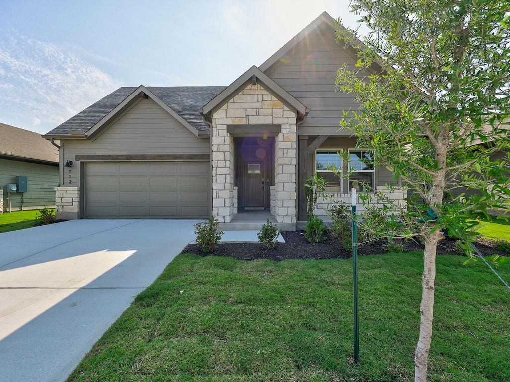 112 Holmby Drive Hutto TX 78634
