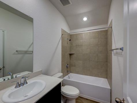 112 Holmby Drive Hutto TX 78634
