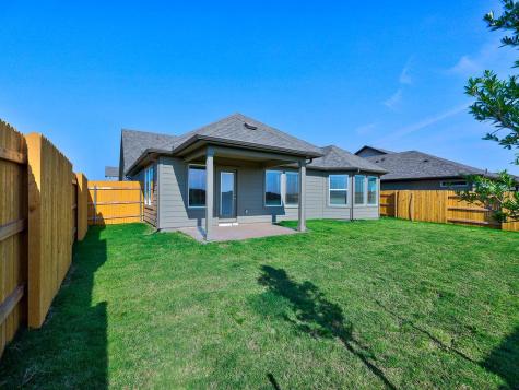 112 Holmby Drive Hutto TX 78634