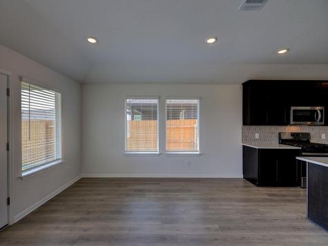 112 Holmby Drive Hutto TX 78634