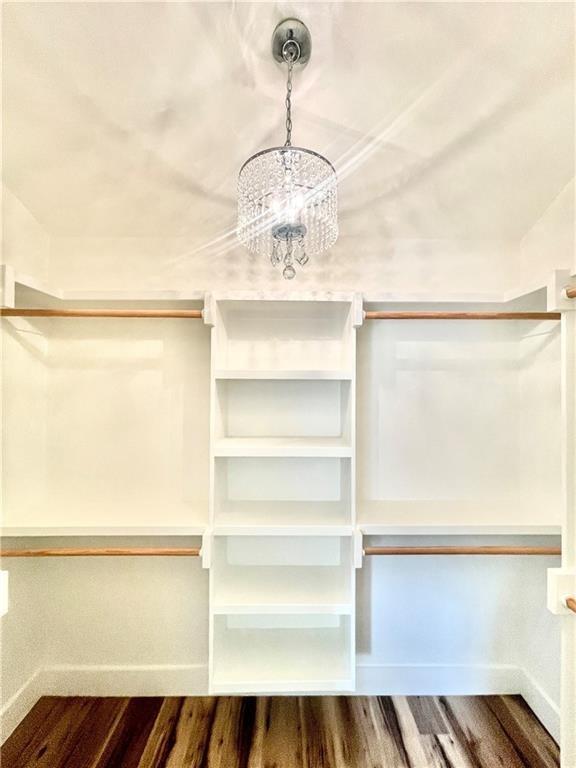 104 Cowal Drive S Briarcliff TX 78669