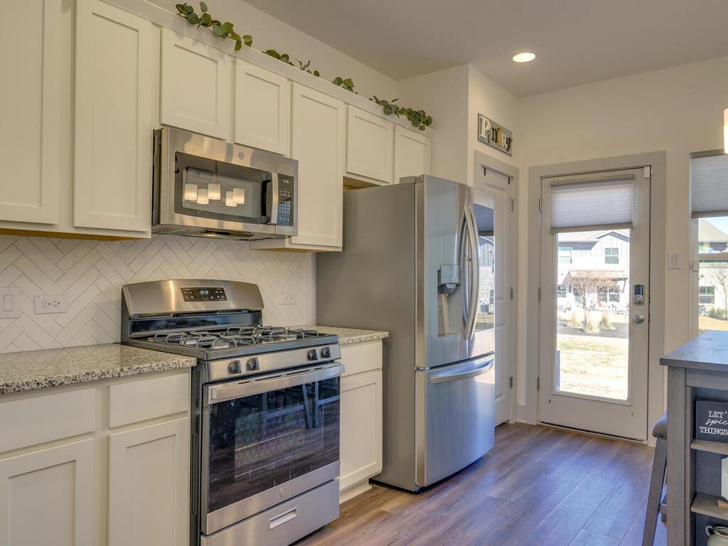 2257 Local Rebel Loop Leander TX 78641